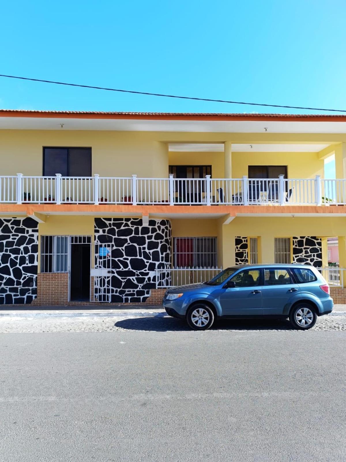 Pensao Dona Fica Apartamento Tarrafal  Exterior foto